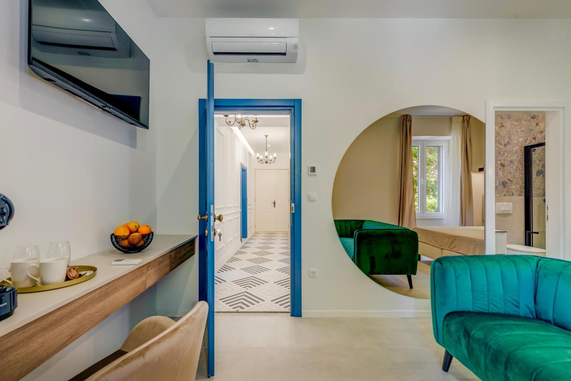 48 Rooms Сплит Екстериор снимка