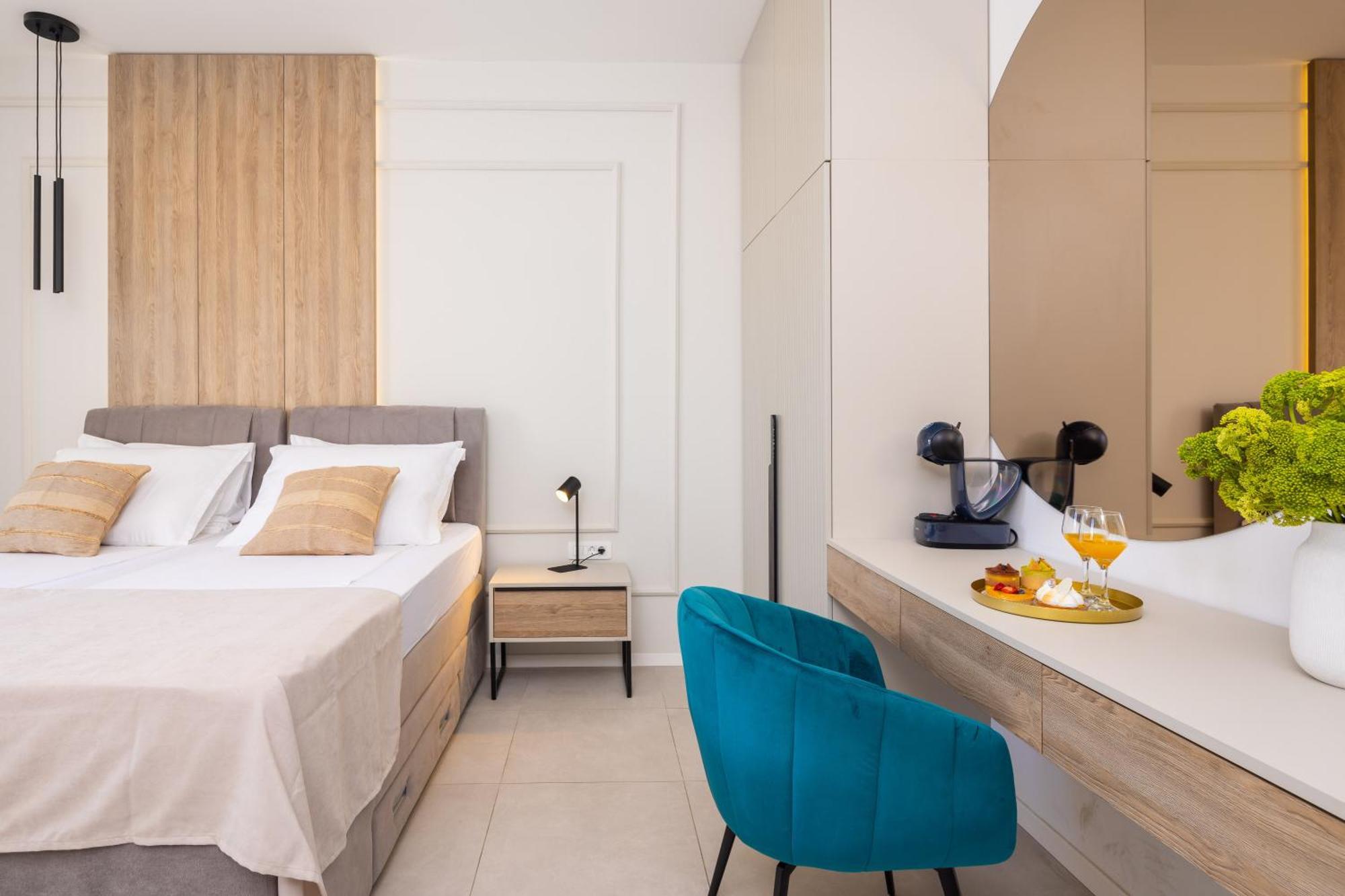 48 Rooms Сплит Екстериор снимка